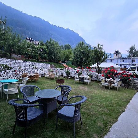 Hill River Resort By West Western 마날리 외부 사진