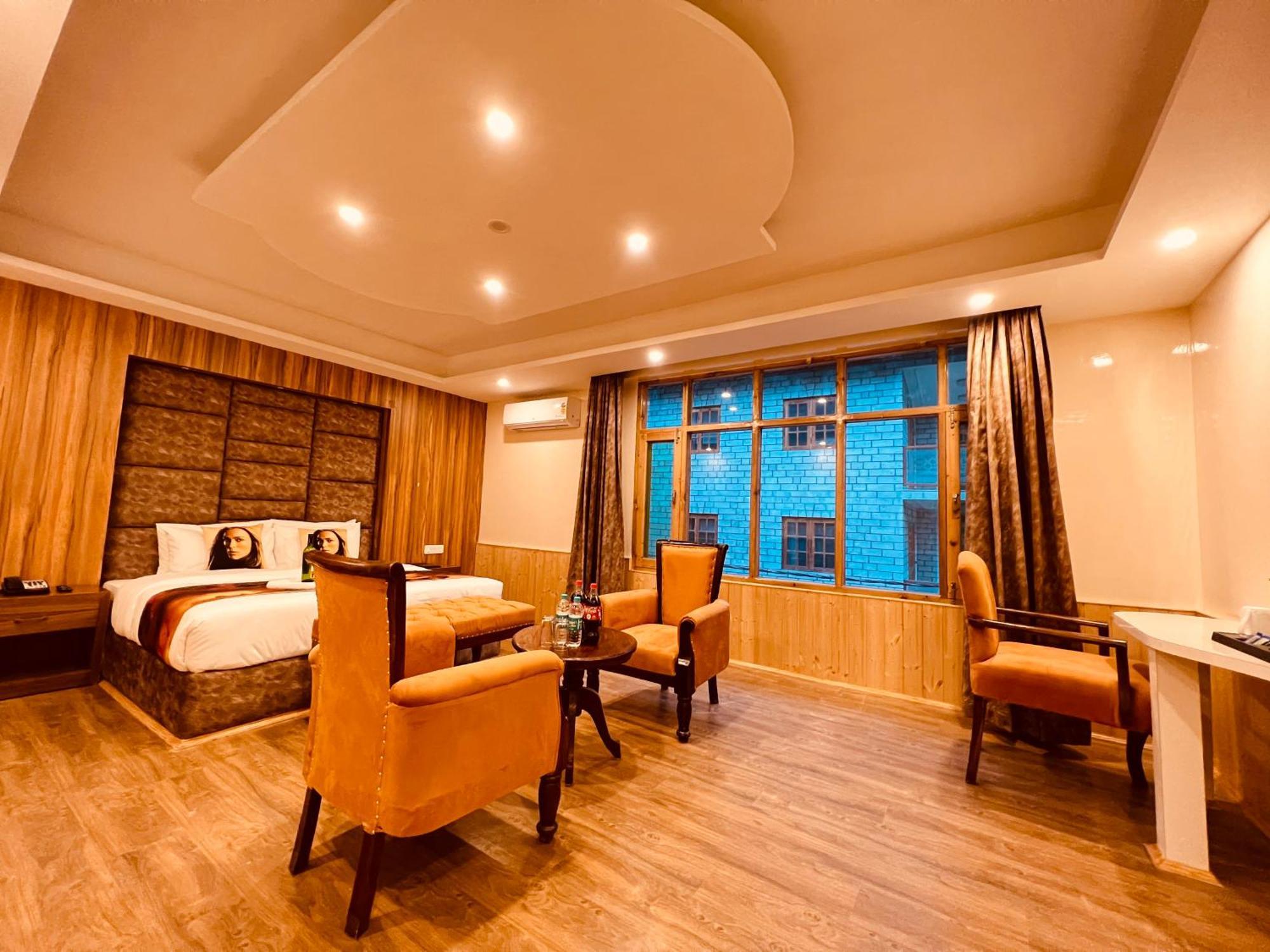 Hill River Resort By West Western 마날리 외부 사진