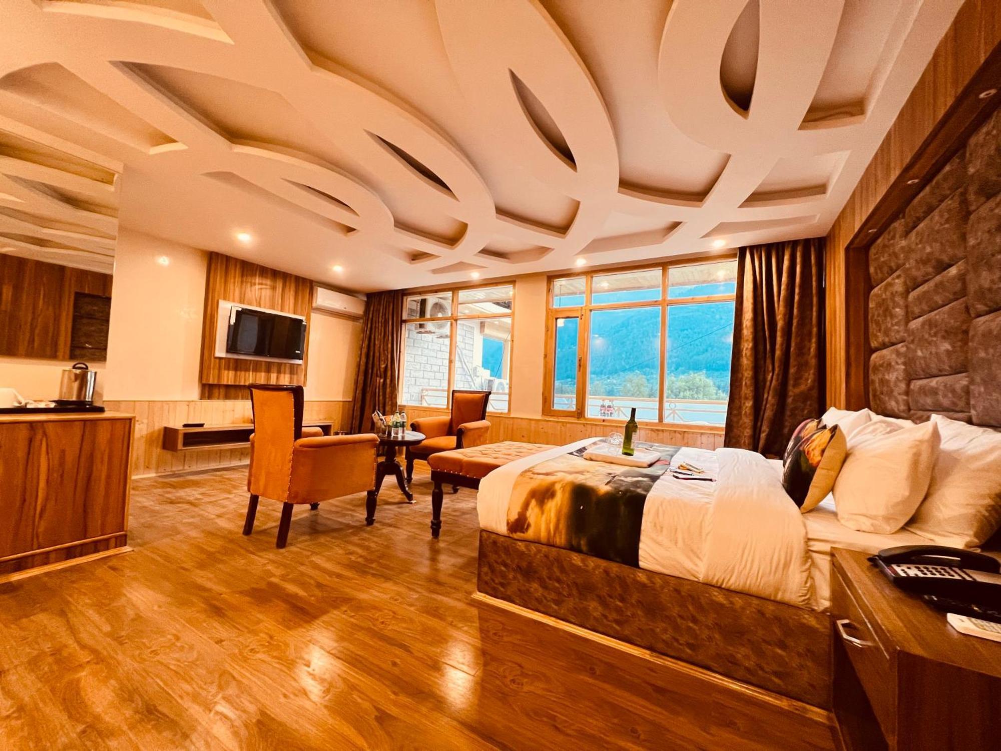 Hill River Resort By West Western 마날리 외부 사진