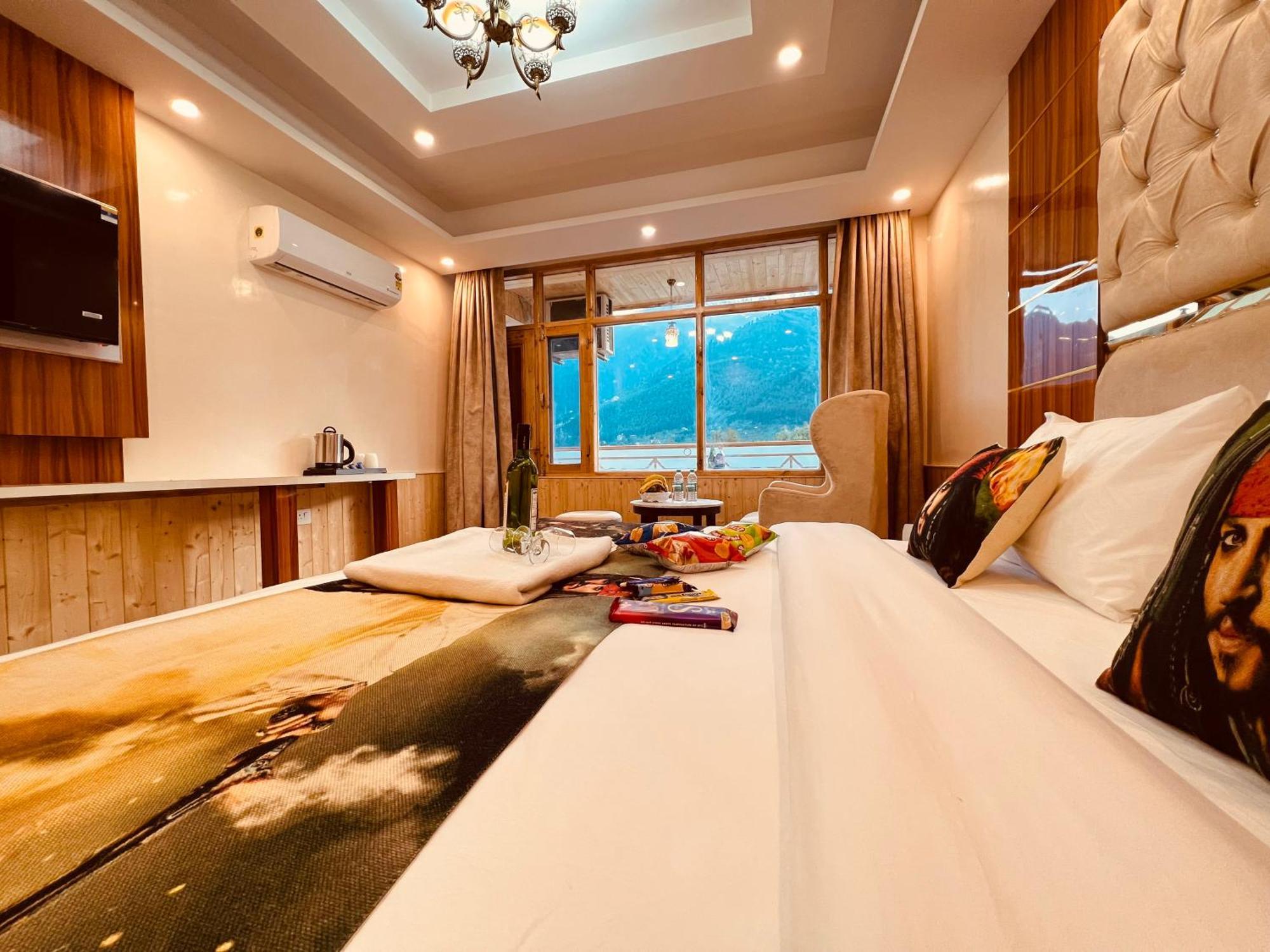 Hill River Resort By West Western 마날리 외부 사진